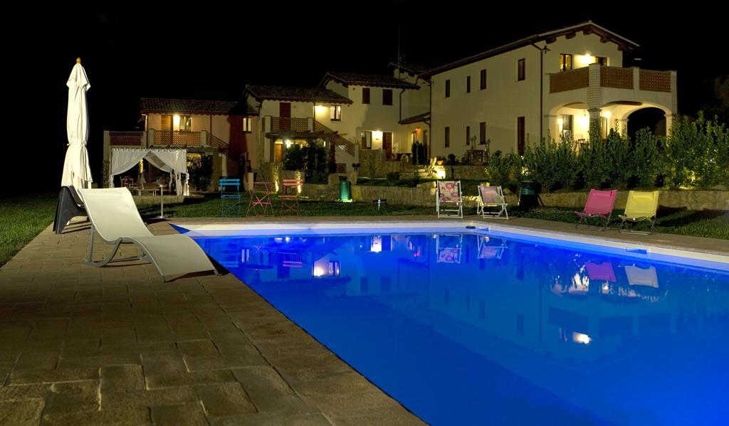 Borgo Le Capannelle Aparthotel Castel Ritaldi Kültér fotó