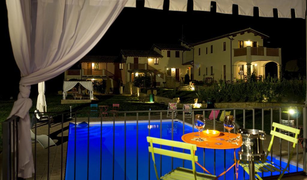 Borgo Le Capannelle Aparthotel Castel Ritaldi Kültér fotó